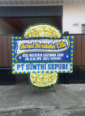 Papan Bunga Duka di Skanto